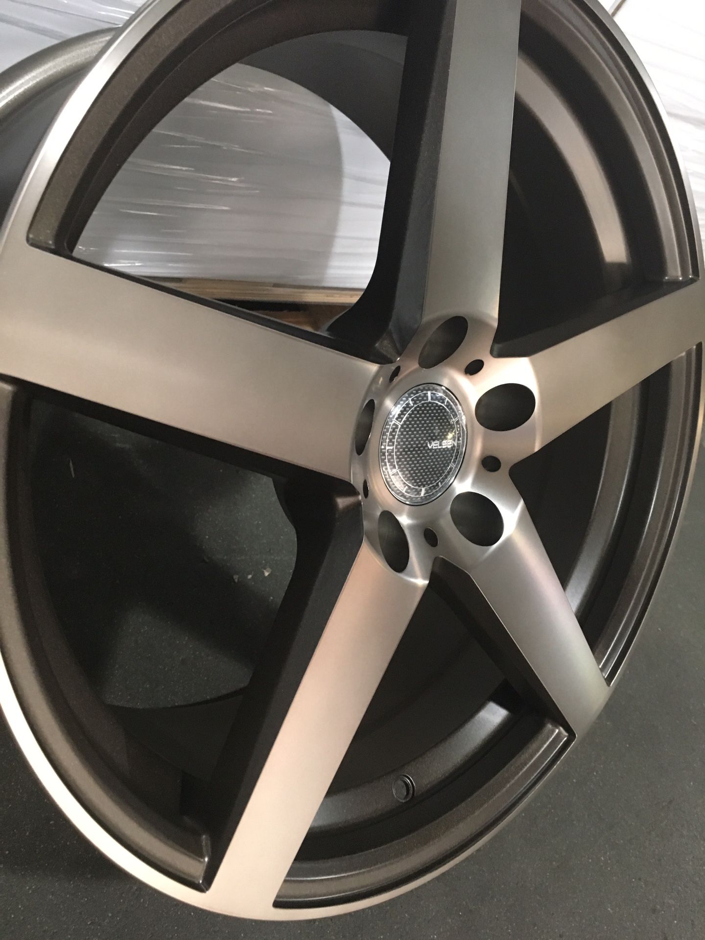 18x8 velsen wheels, brand new