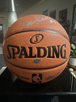 Dominique Wilkins Signed Spalding Basketball JSA & Leaf Atlanta Hawks