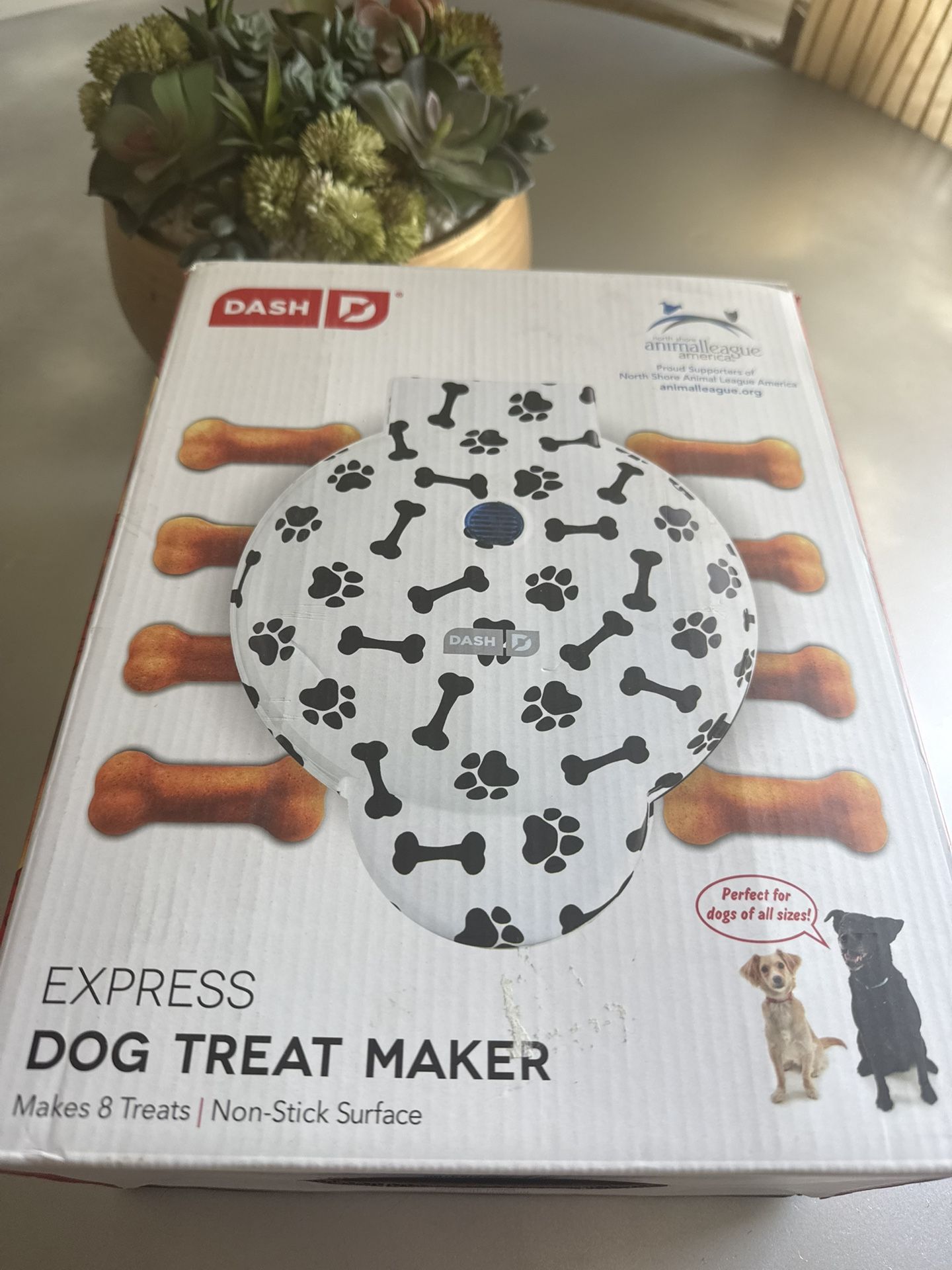 New! Dog Treats Maker! Medium Size