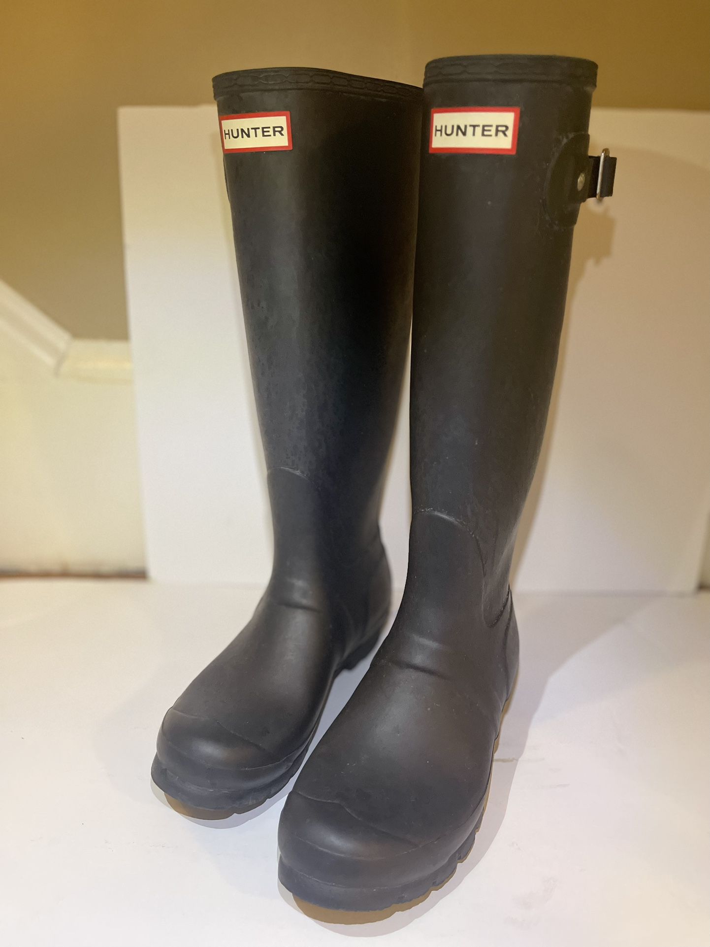 Size 7 Hunter Rain Boots 