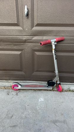 Razor scooter