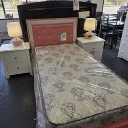 new pink 💗 💓 💕 💖 twin size bed frame with diamonds 💎 & mattress set special visit us we're open every day from 10am to 7pm 