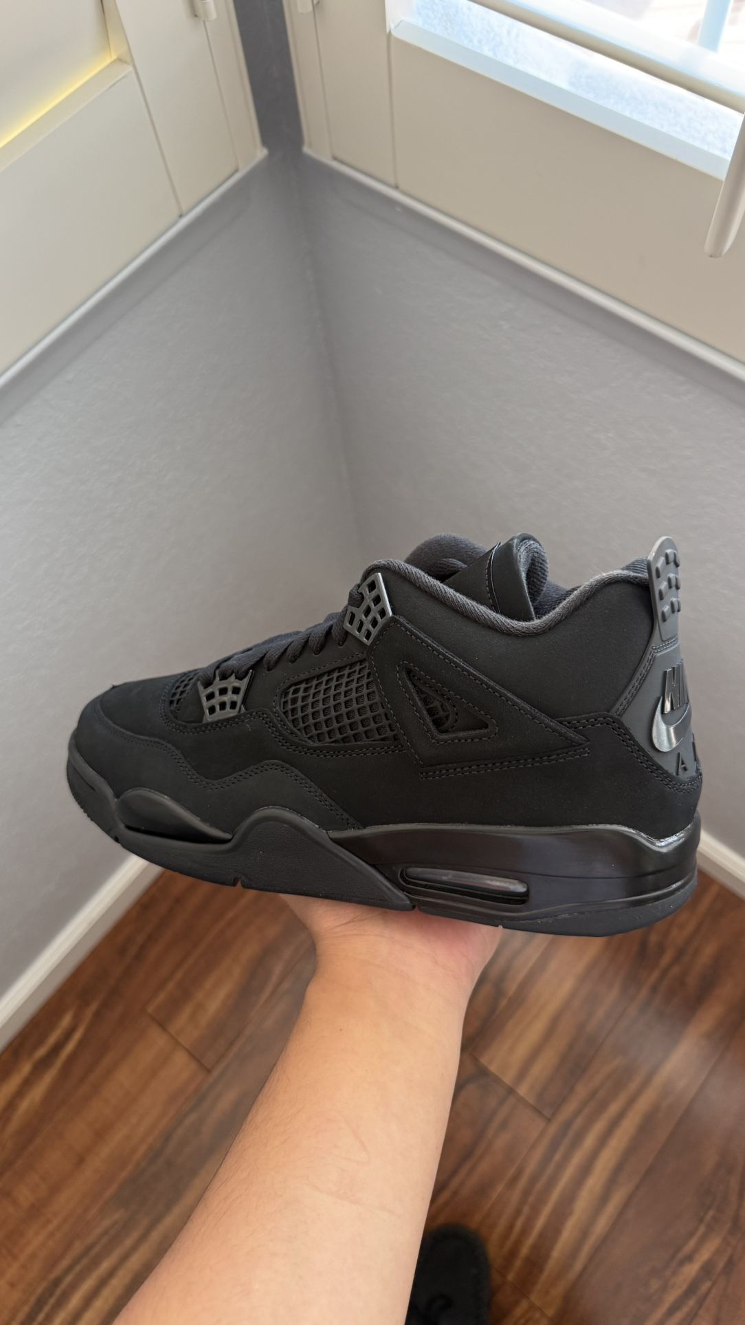 Jordan 4 Retro Black Cat - M 10.5