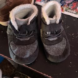 Baby Shoes 