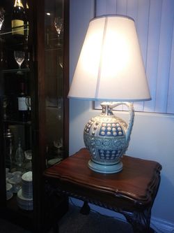 Table lamp