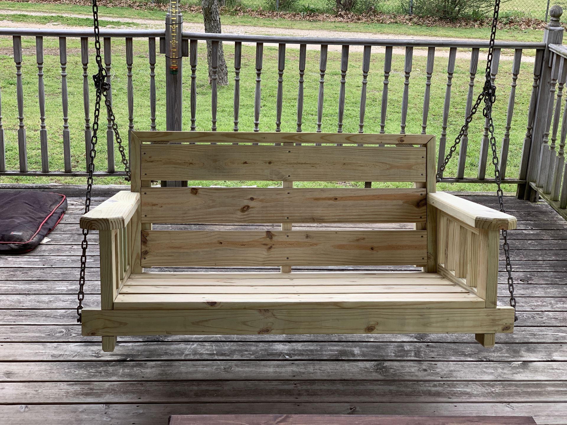 Outdoor Furniture - Porch Swing