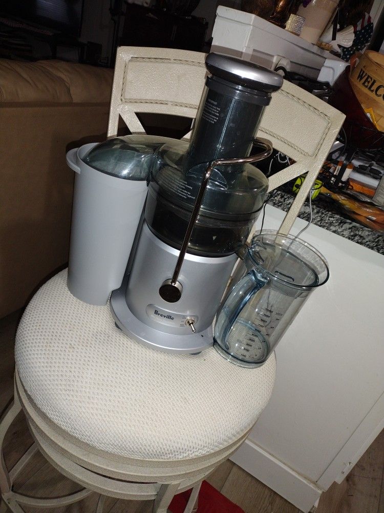 Breville The Juice Fountain Couple Times Used Only