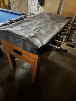 Harvard Foosball Table W/ Cover