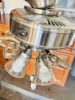 🌬️✨ Hampton Bay Ceiling Fan – Reversible Blades – Great Condition! ✨🌬️