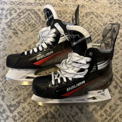 Bauer Vapor X3 - Size 10.5 Width EE