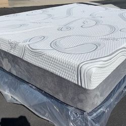 Full Organic Cool Gel Memory Foam!!