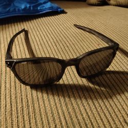 Oakley ojector sunglasses