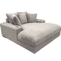 Grey Cozy Chase w USB /USB-C Bill in charging