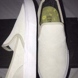 New White Emerica Shoes Size7.5