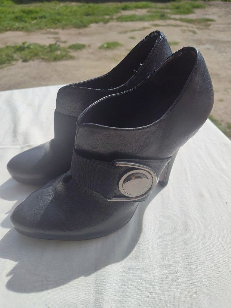 Jessica Simpson Womens Roha Bootie Stiletto Black Leather Slip On Shoes Size 9.5