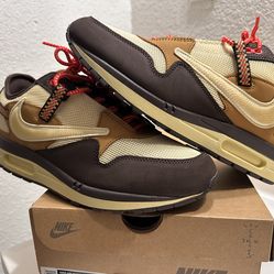 Nike Travis Scott Air Max 1 baroque brown