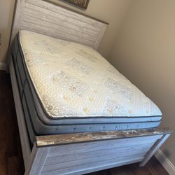Queen size Mattress‼️‼️ Free Delivery 🚚 