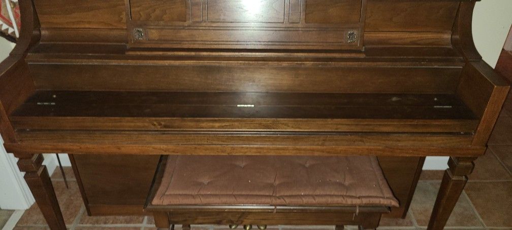 Free Piano