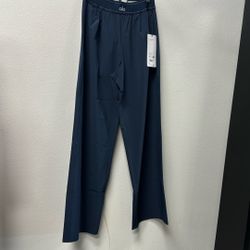 Women Pants Alo