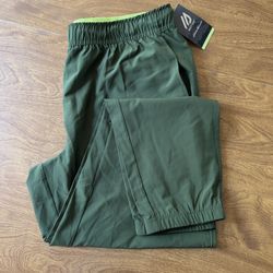 Eddie Bauer Men’s Dark Green Athletic Activewear Motion Joggers Pants Size L NWT