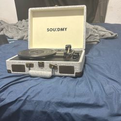 A White Soundmy 