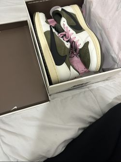  Medium Olive Travis Scott