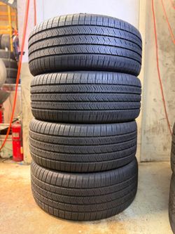 V683 285 45 21 113H Goodyear Eagle Sport 4 Used Tires 80%-90% Life