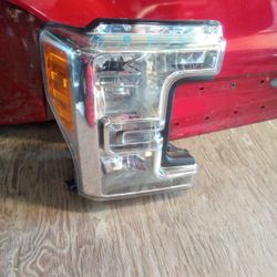 2017 - 2019 Ford F250 F350 Right Headlight