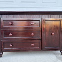 Quality Hard Wood Dresser 