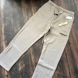 Dark Oat Essential sweats