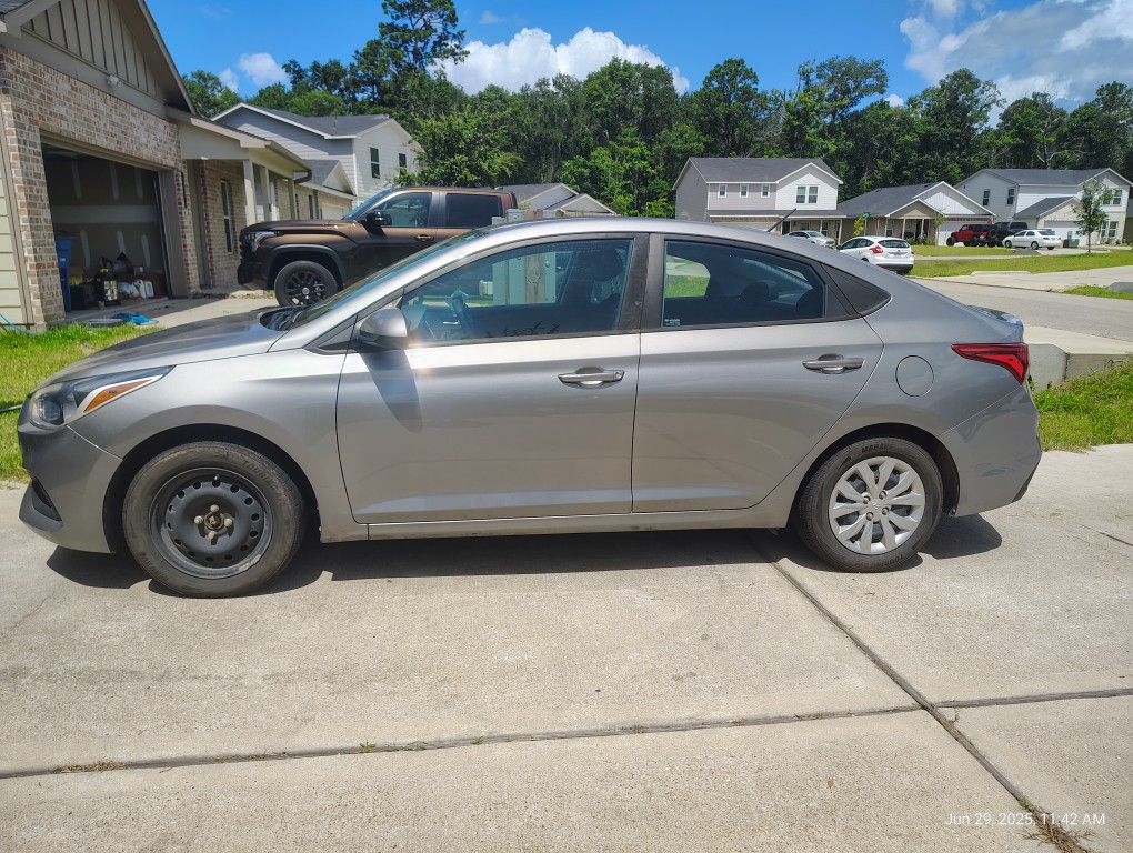 2022 Hyundai Accent