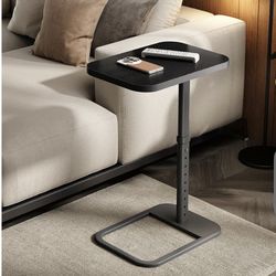Adjustable TV tray