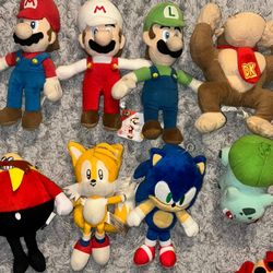 16 Plushies (Mario, lankybox, Pokémon, And Poppy Playtime