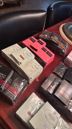 Colognes! Perfumes!