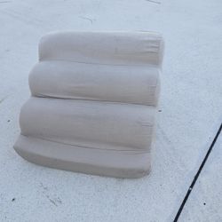 SOFT PET STEPS. 14IN HI