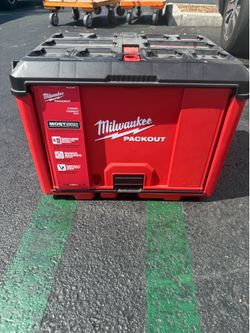 Milwaukee PACKOUT Cabinet 48-22-8445 Red 19x15 Modular Tool Storage Quick Access