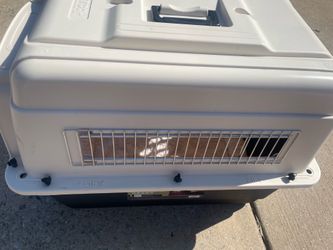 Petco pet kennel