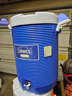 Rubbermaid 5-Gallon Beverage Cooler