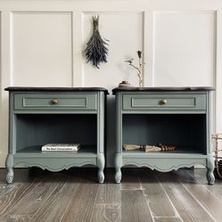 Solid Wood Side Tables / Nightstands 