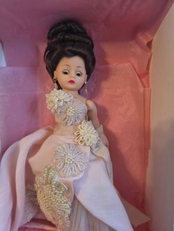 Madame Alexandria  Joyous Tulip doll