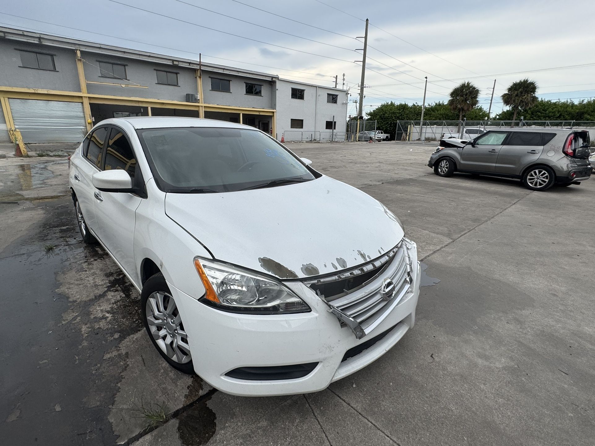 2016 Nissan Sentra FOR PARTS ONLY