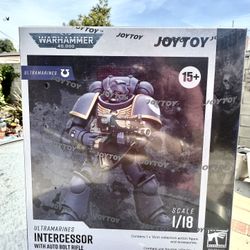 Joytoy Warhammer Ultra Marines Intercessor Figurine