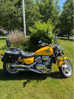 1994 Honda Magna
