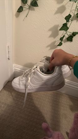 White Nike Dunks Women’s 