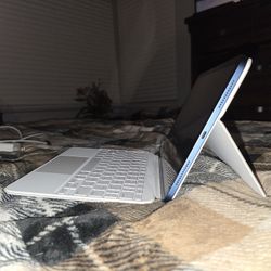 Apple iPad 10th Gen 64GB + Magic Keyboard Folio — Mint, Boxed