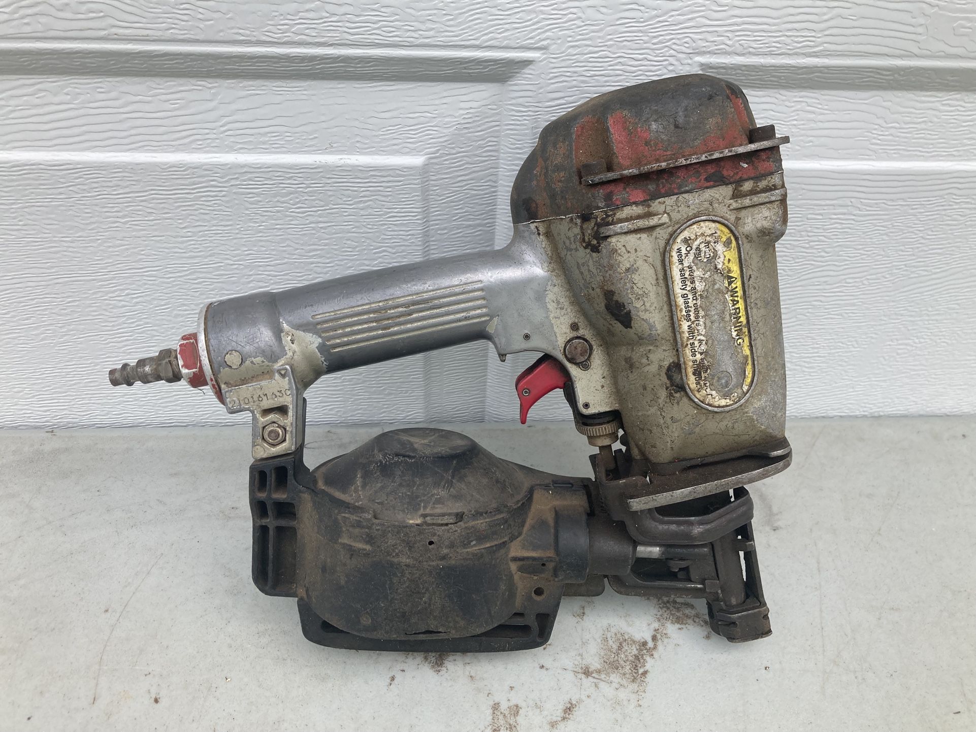 Max Super Roofing Nail Gun