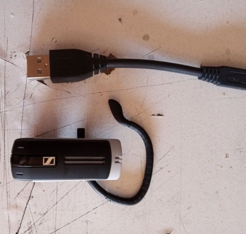 BRAND NEW Sennheiser Business Presence Headset