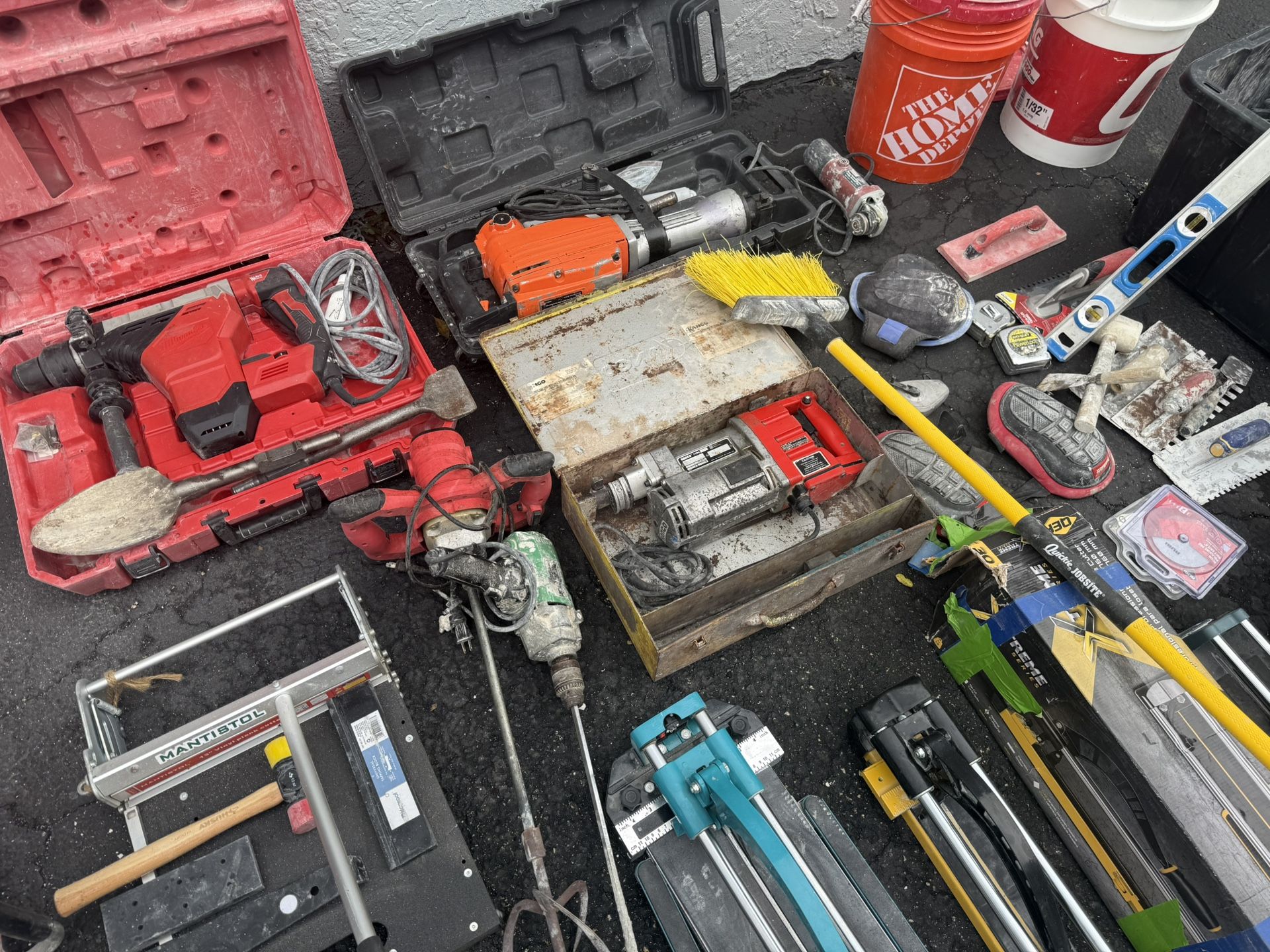 Wet Tile Cutters, Rotary Hammers.