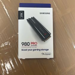 Samsung 980 PRO SSD with Heatsink 2TB PCIe Gen 4 NVMe M.2 Internal Solid State Hard Drive, Heat Control, Max Speed, PS5 Compatible, MZ-V8P2T0CW, Black