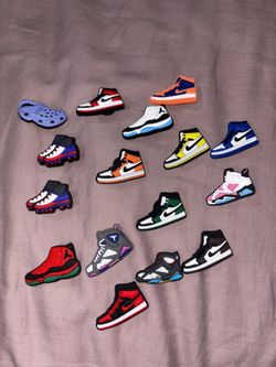 Tenis Charms For Crocs 